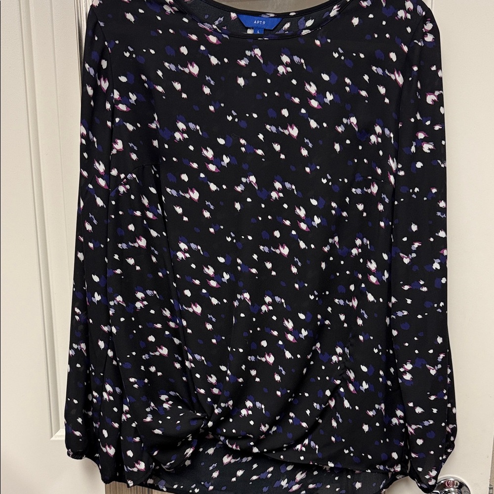 Women's Black Patterned Top